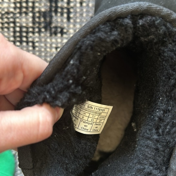 NEW UGGS CLASSIC MINI II STUD JEWELS BLACK BOOTS - WOMENS SIZE 10 - Picture 5 of 11